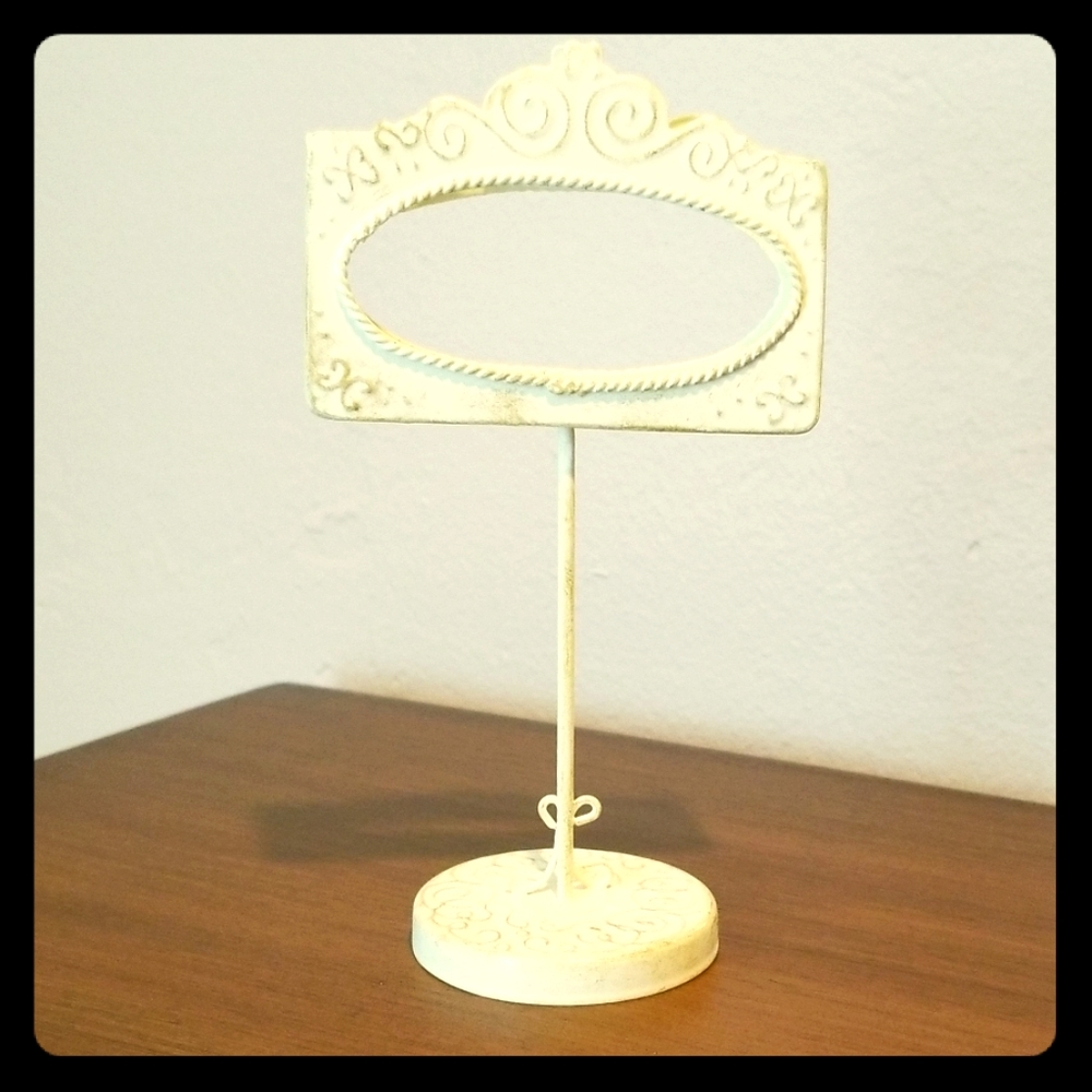 💕 Antique off-white table card holders 💕